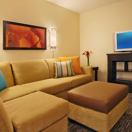 Hyatt House Naperville/Warrenville Exteriör bild